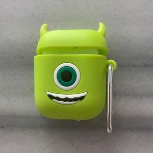 Airpod 1/2 silicon case. Mike